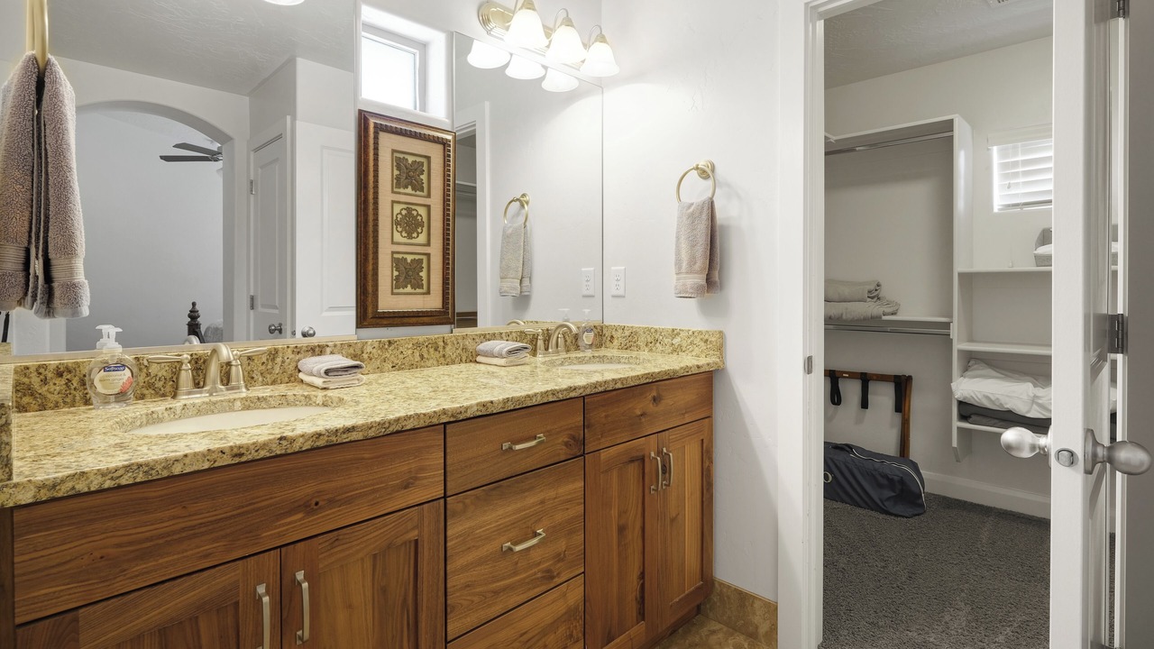 Photo of Bathroom in La Verkin