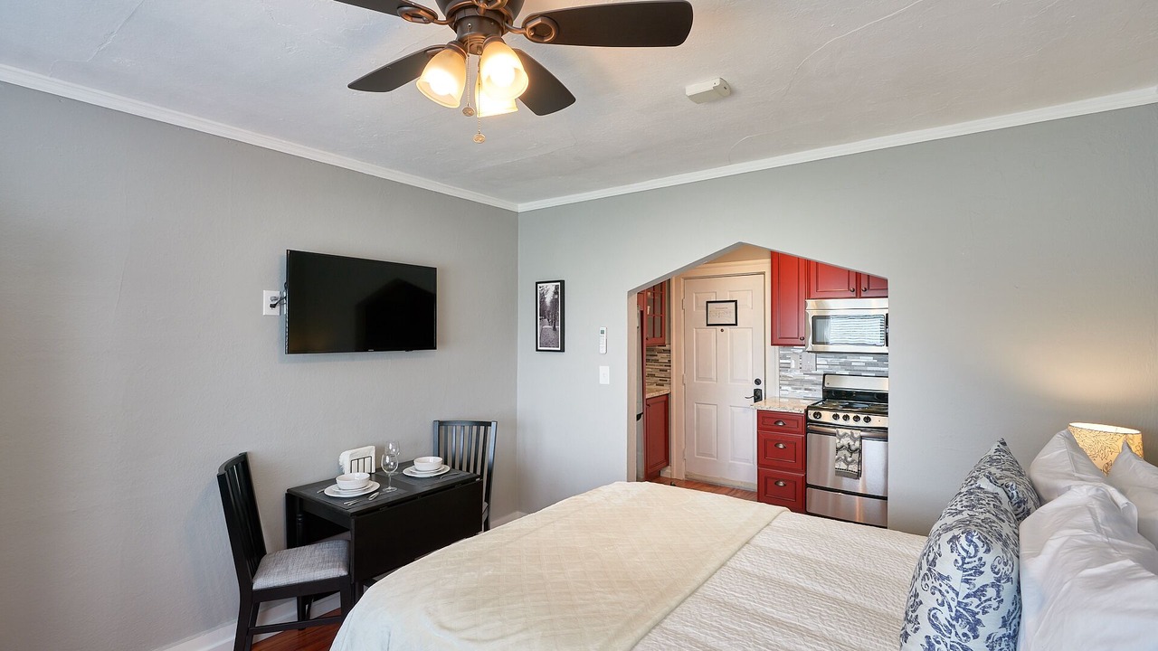 Photo of Bedroom in Newberg