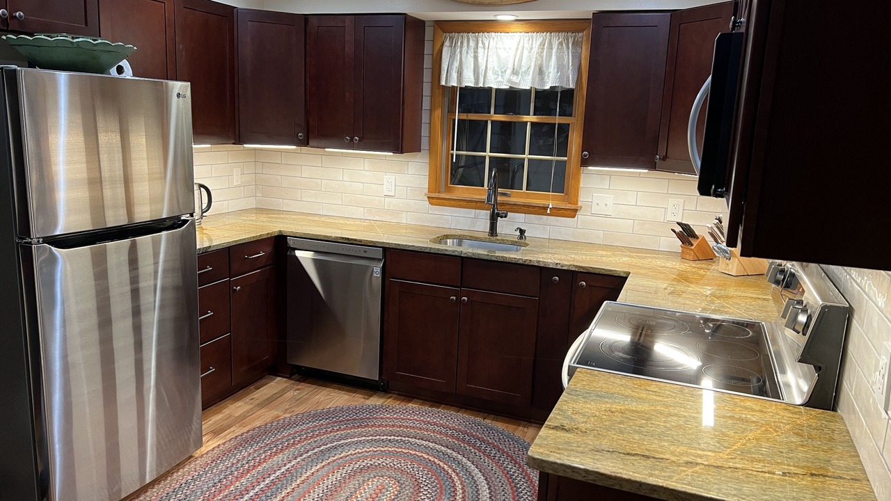 Photo of Kitchen in Beach Lake