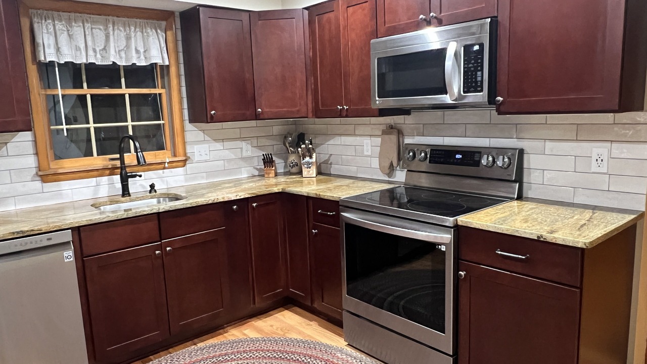 Photo of Kitchen in Beach Lake