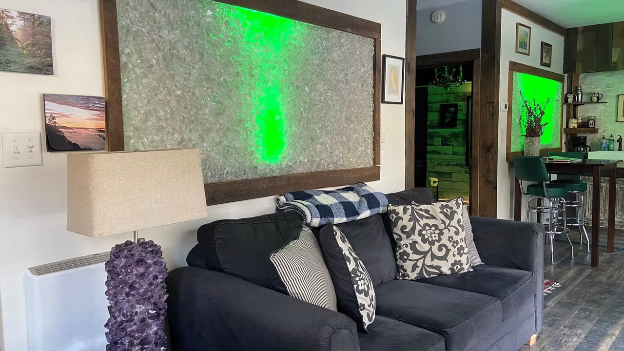 Photo of Livingroom in Ashfield