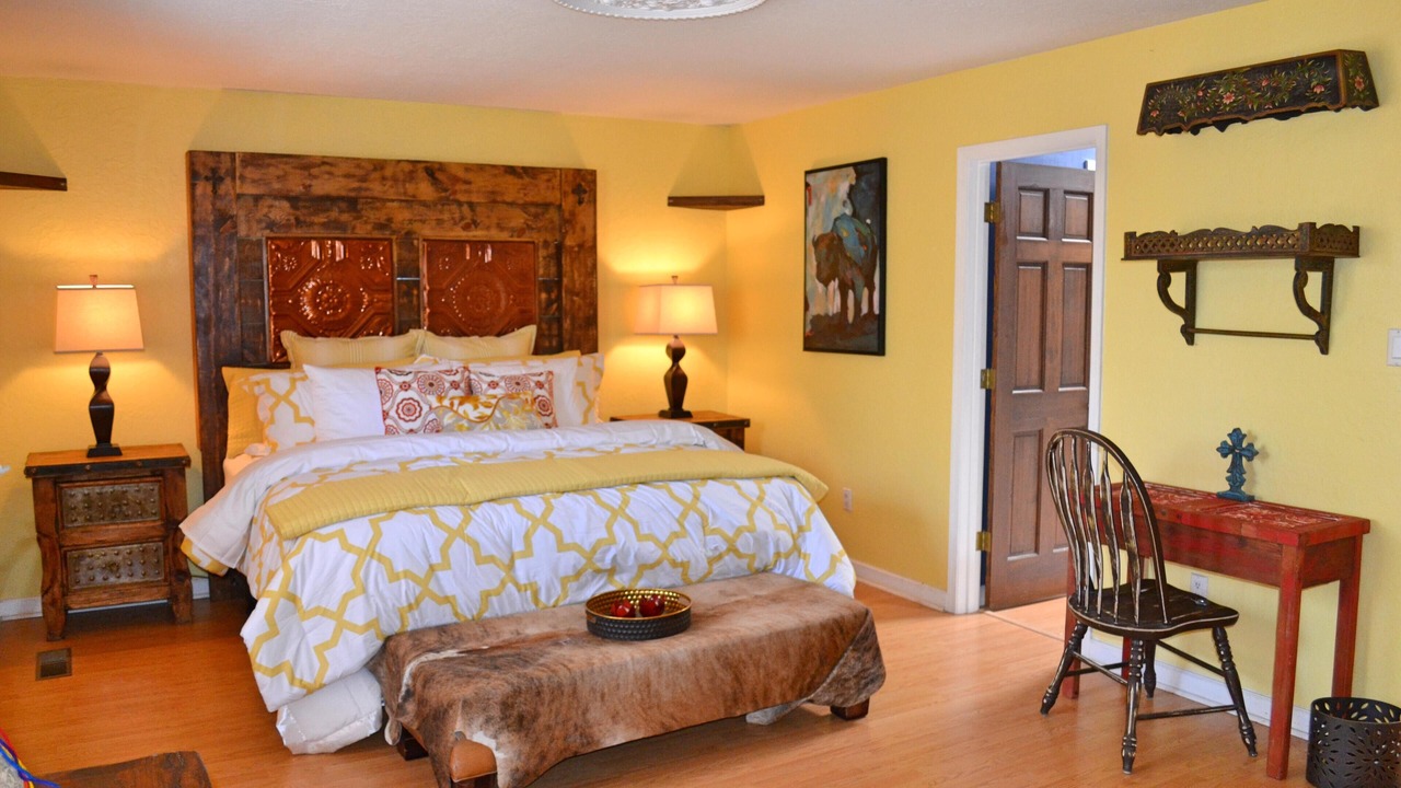 Photo of Bedroom in Huning Castle