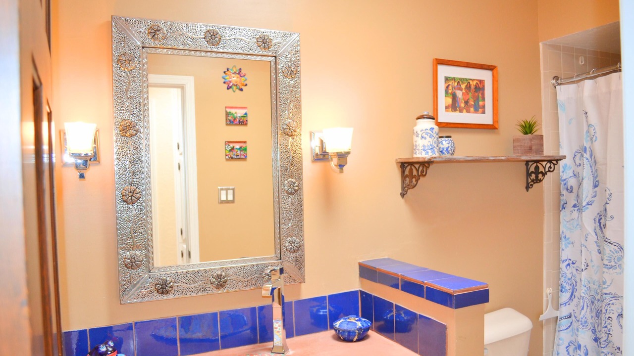 Photo of Bathroom in Huning Castle