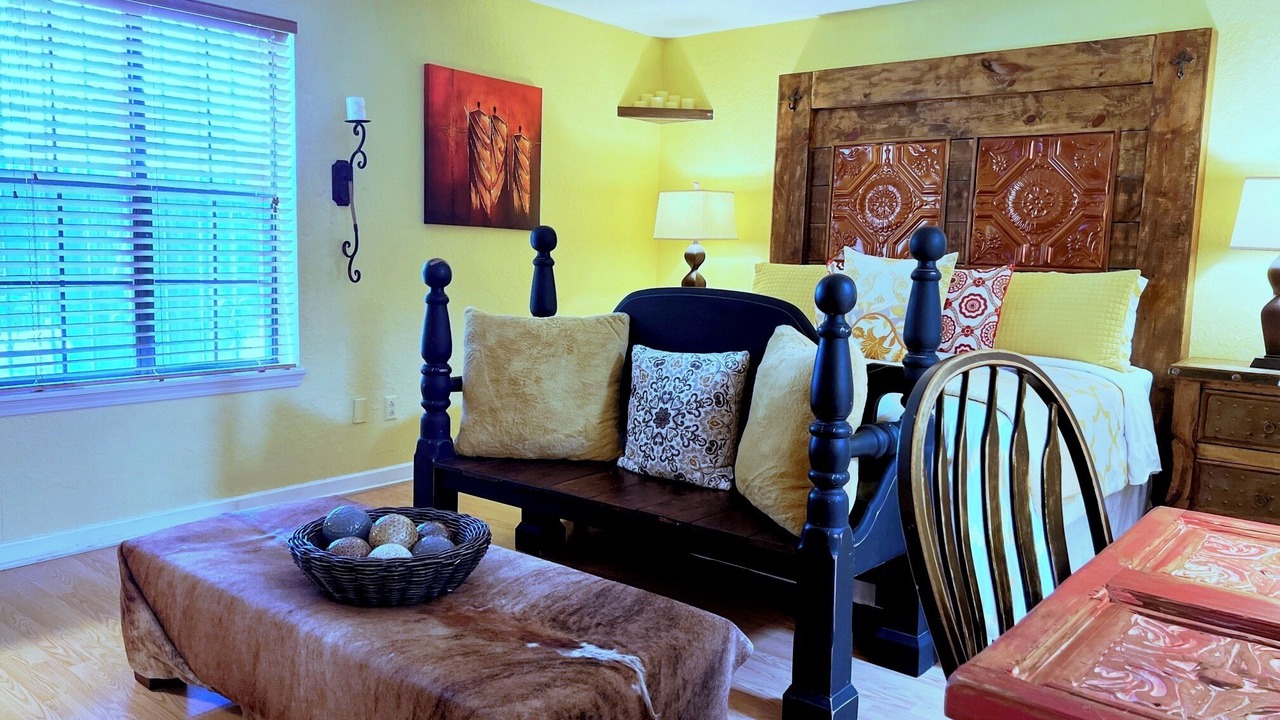 Photo of Bedroom in Huning Castle