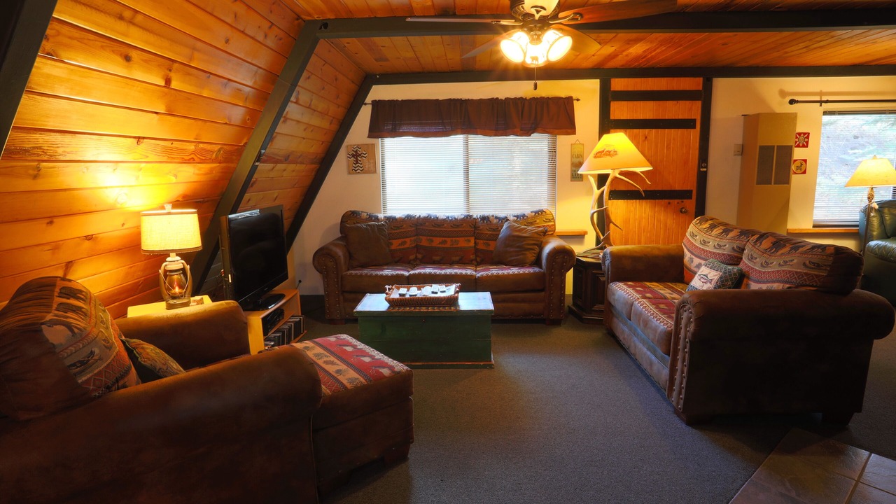 Photo of Livingroom in Red River