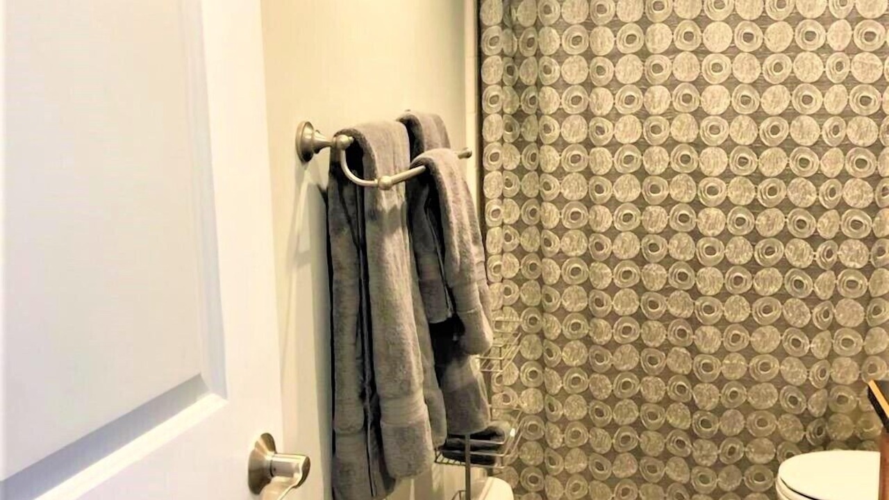 Photo of Bathroom in Arcadian Shores