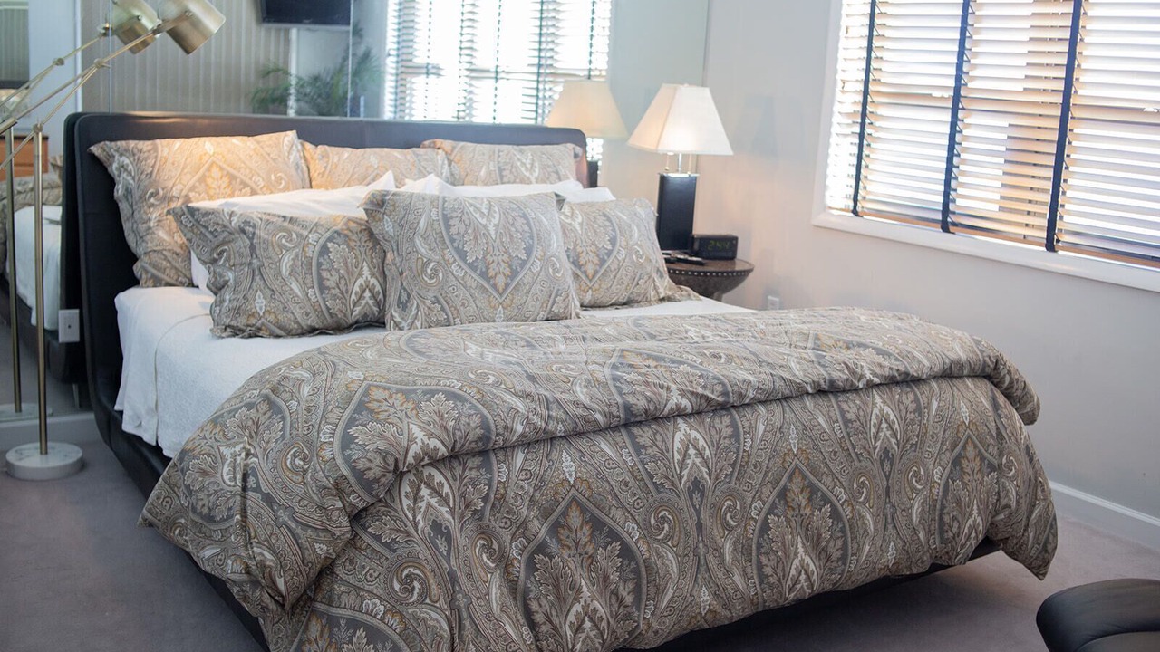 Photo of Bedroom in Arcadian Shores