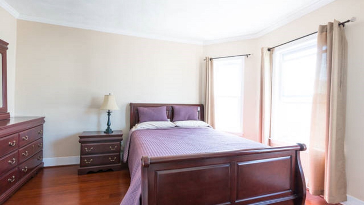 Photo of Bedroom in East Somerville