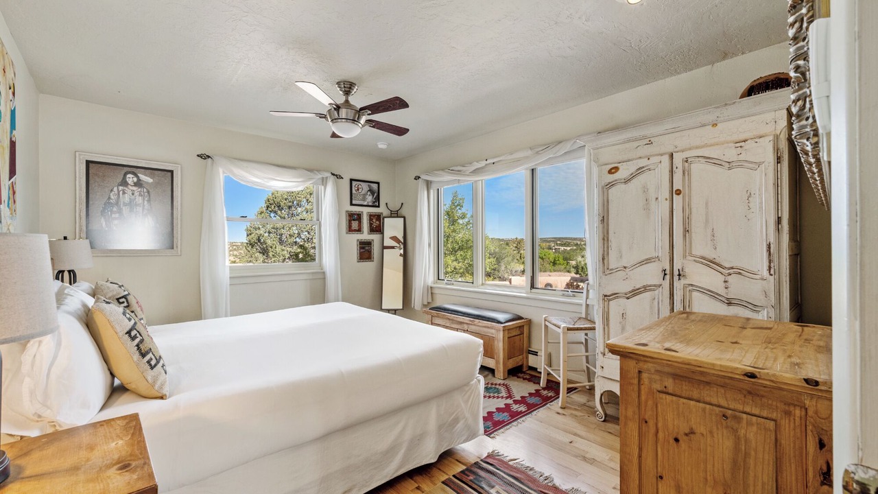 Photo of Bedroom in Northeast Santa Fe