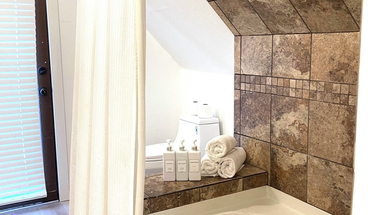 Photo of Bathroom in City Park West