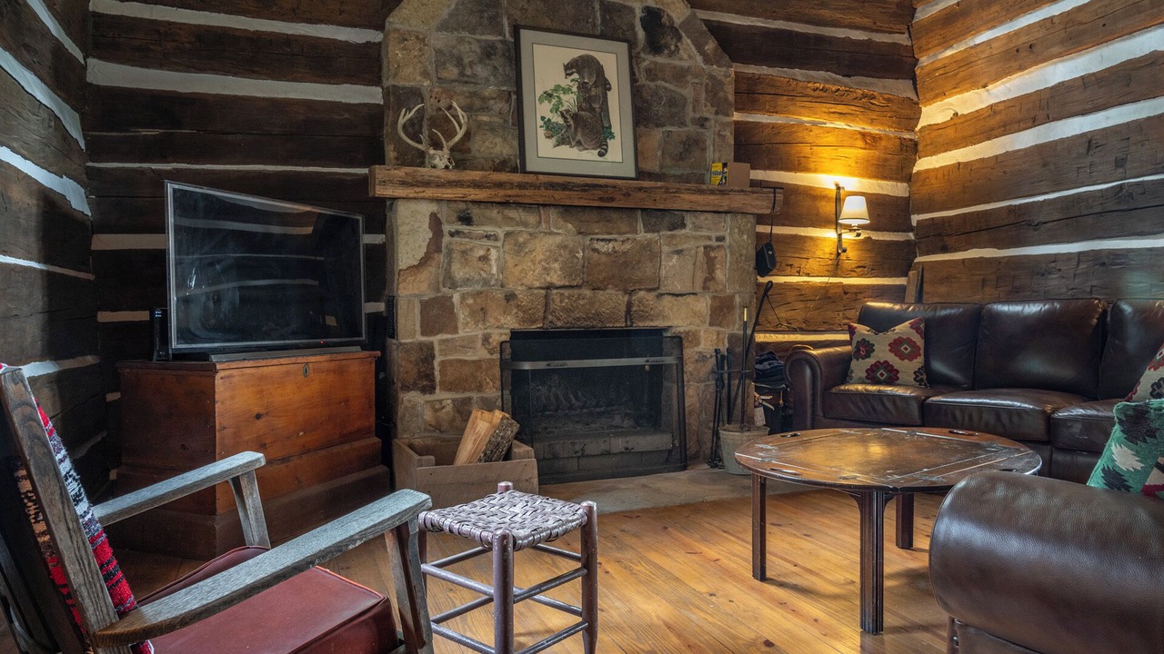 Photo of Livingroom in Beersheba Springs