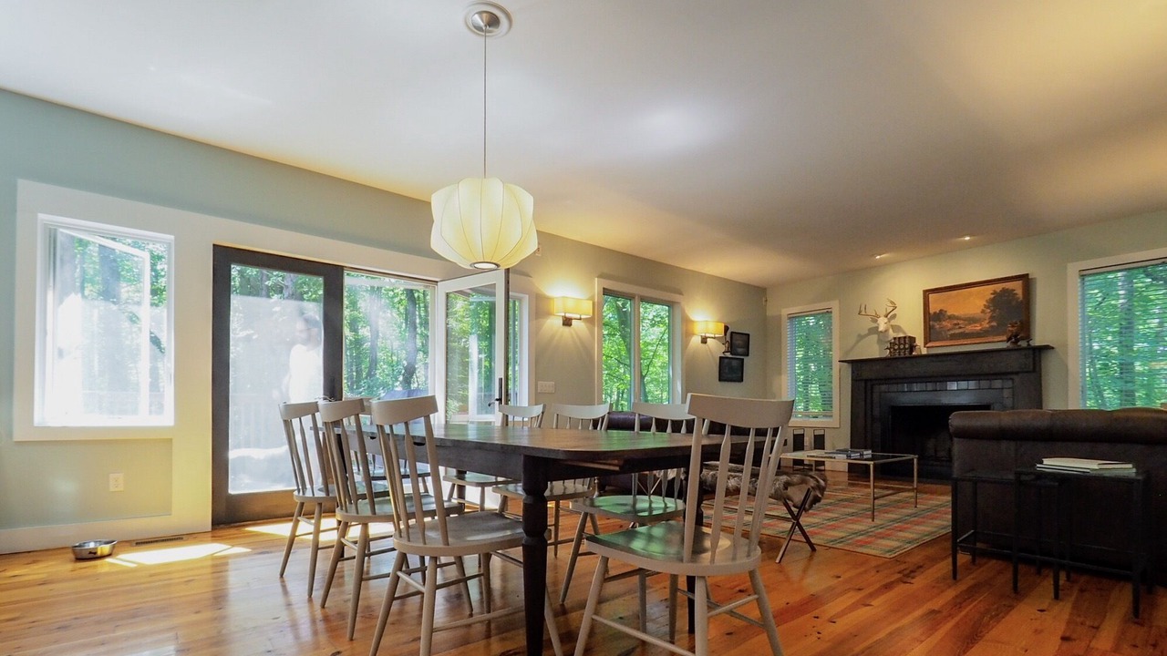 Photo of Livingroom in Fennville