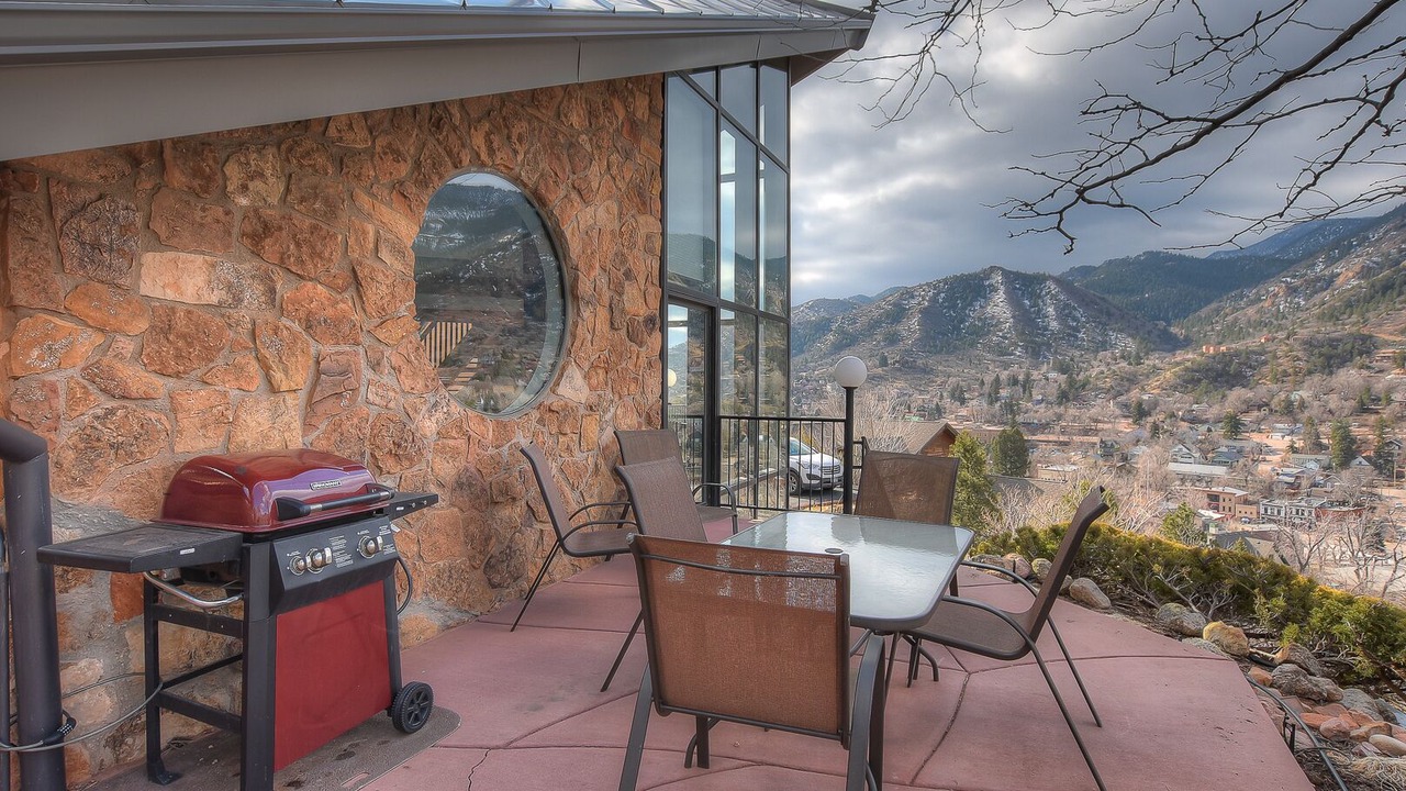Photo of Outdoor in Manitou Springs Historic District