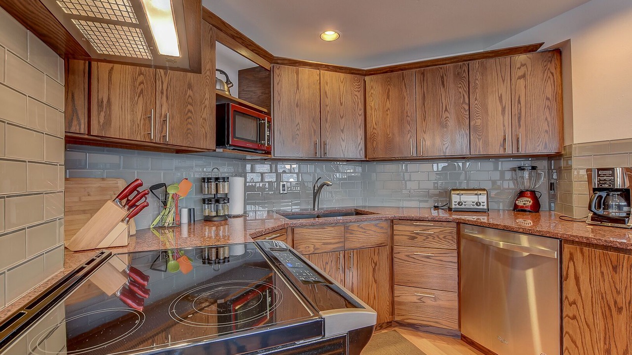 Photo of Kitchen in Manitou Springs Historic District