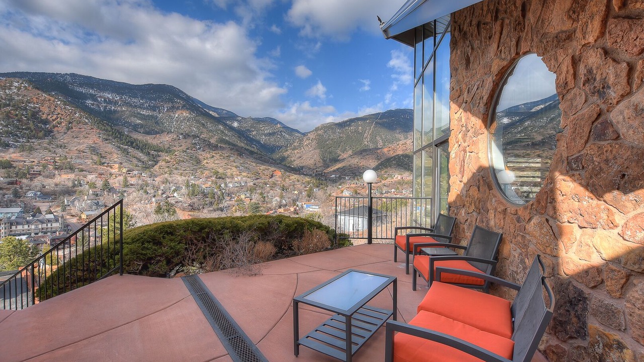 Photo of Patio Balcony in Manitou Springs Historic District