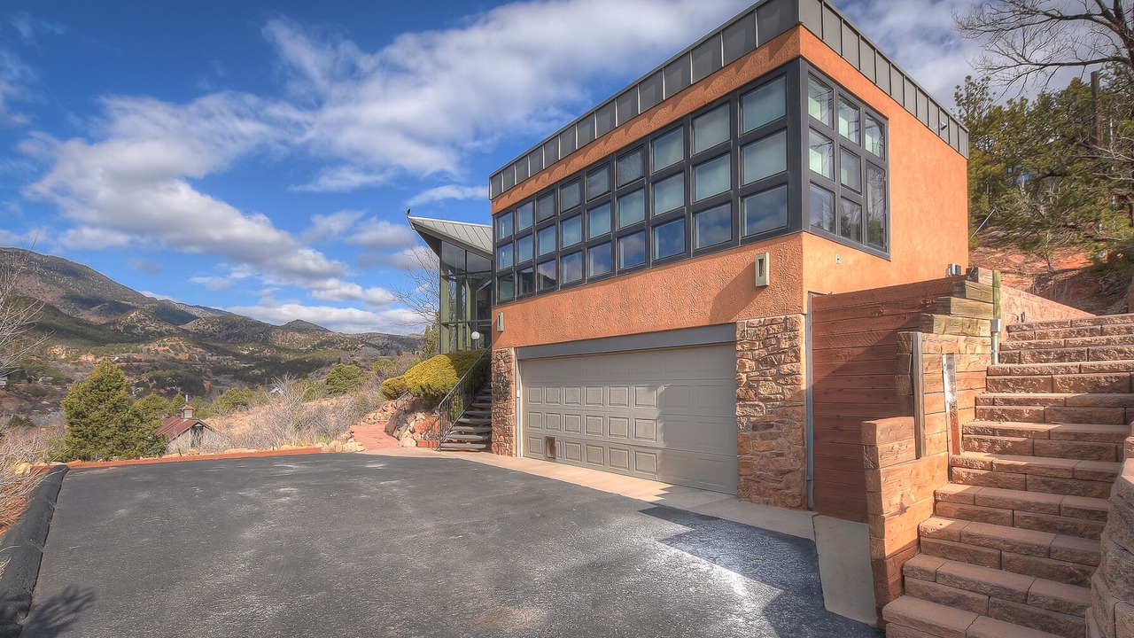 Photo of Outdoor in Manitou Springs Historic District