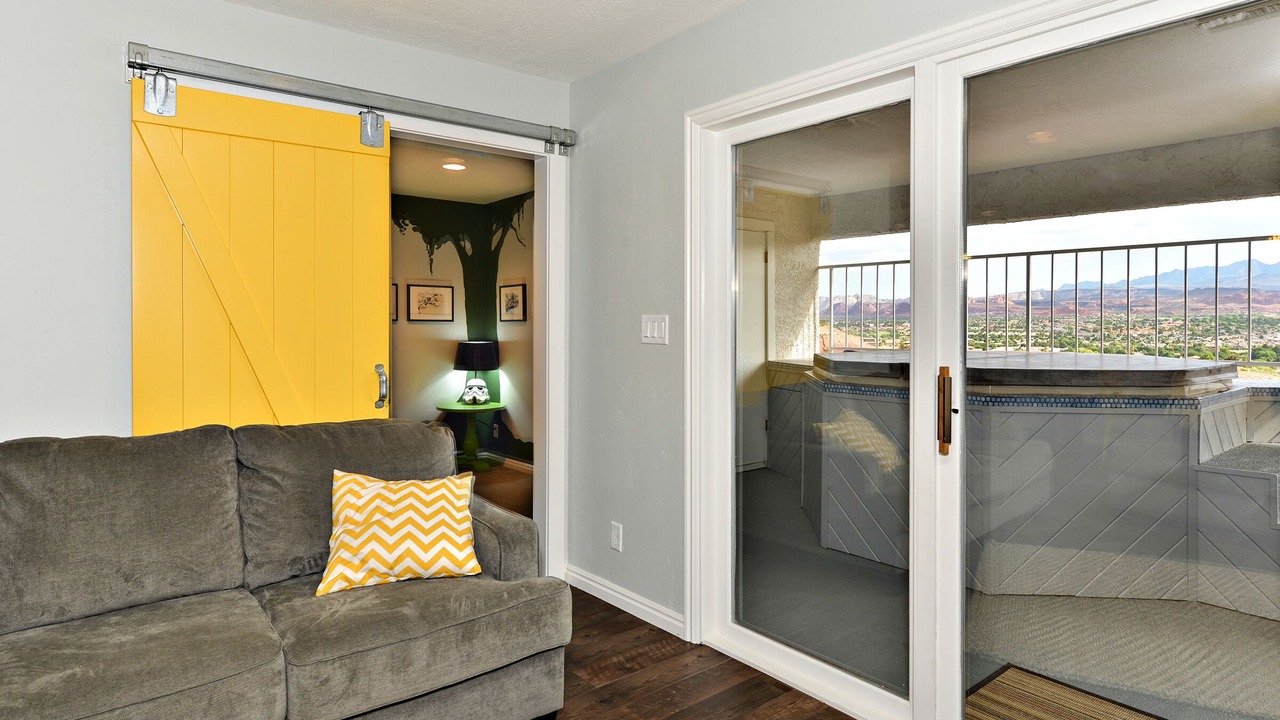 Photo of Livingroom in St. George