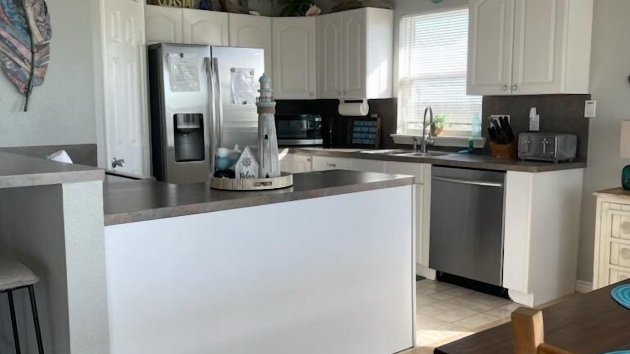 Photo of Kitchen in Bermuda Beach