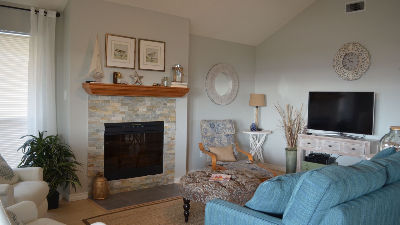 Photo of Livingroom in Bermuda Beach