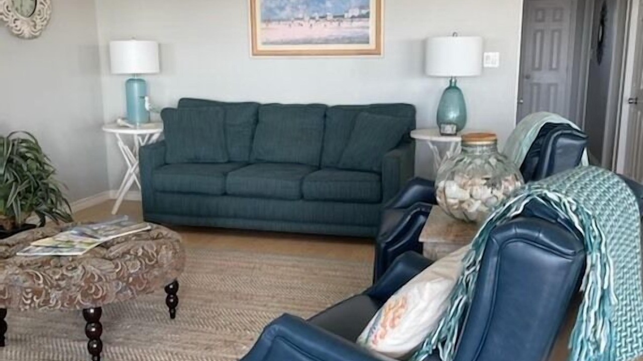 Photo of Livingroom in Bermuda Beach