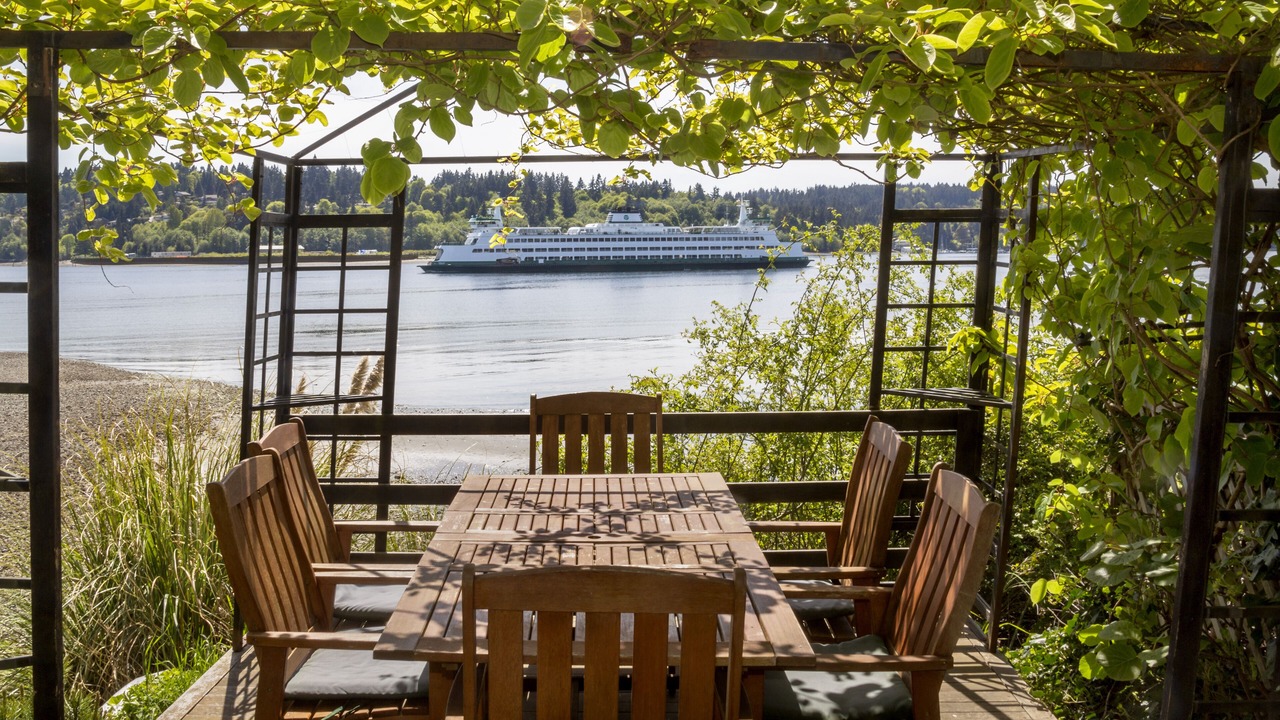 Photo of Others in Bainbridge Island