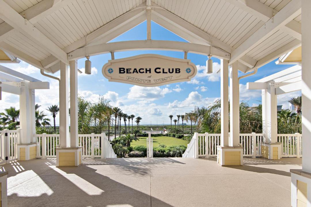 Photo of Patio Balcony in Red Fish Cove