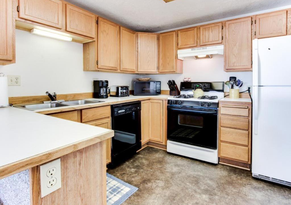 Photo of Kitchen in Gleneden Beach