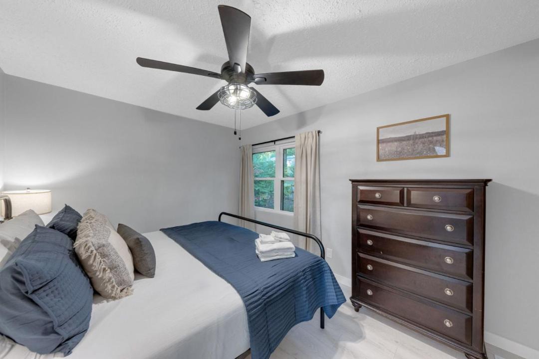 Photo of Bedroom in Eagleton Village