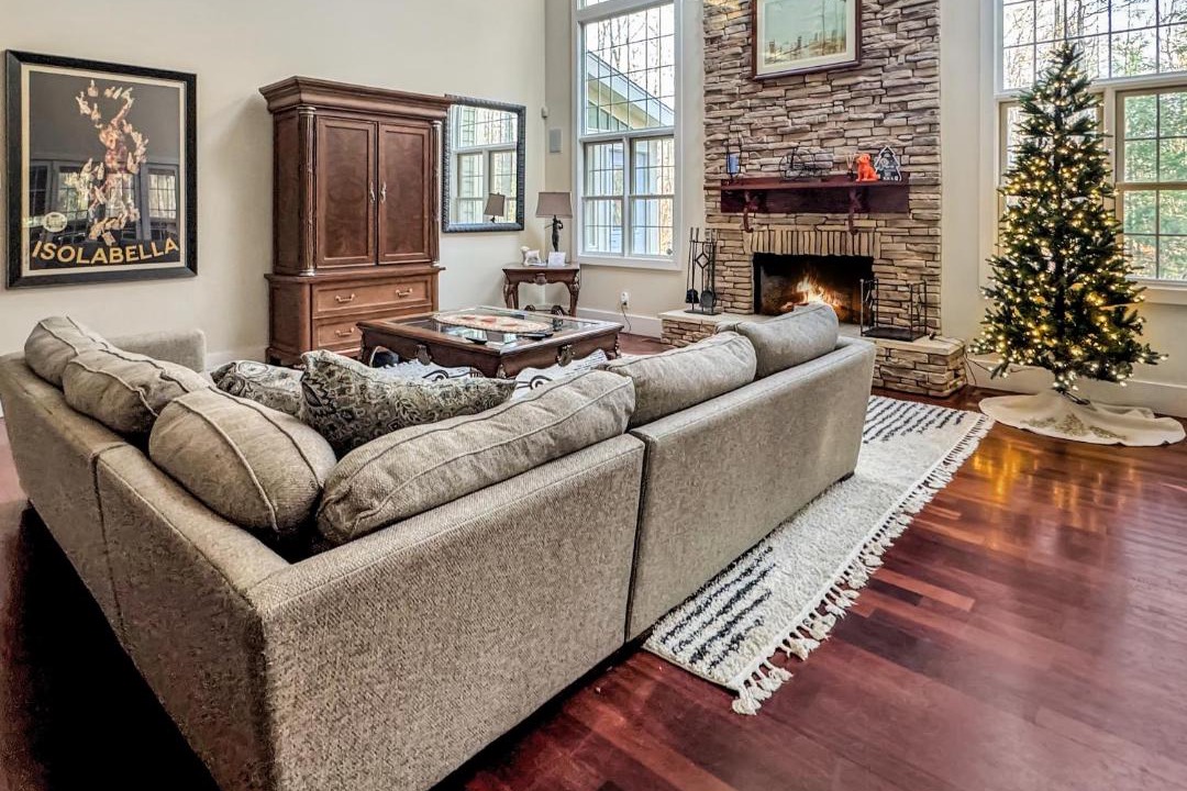 Photo of Livingroom in Shorewood-Tower Hills-Harbert