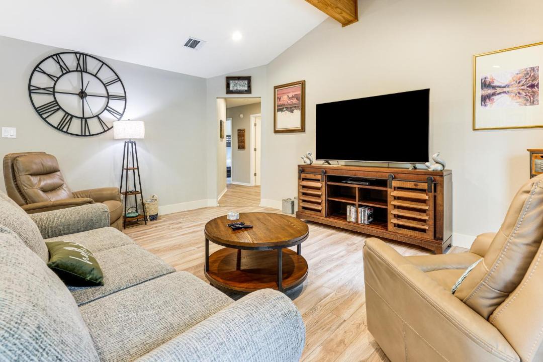 Photo of Livingroom in San Marcos