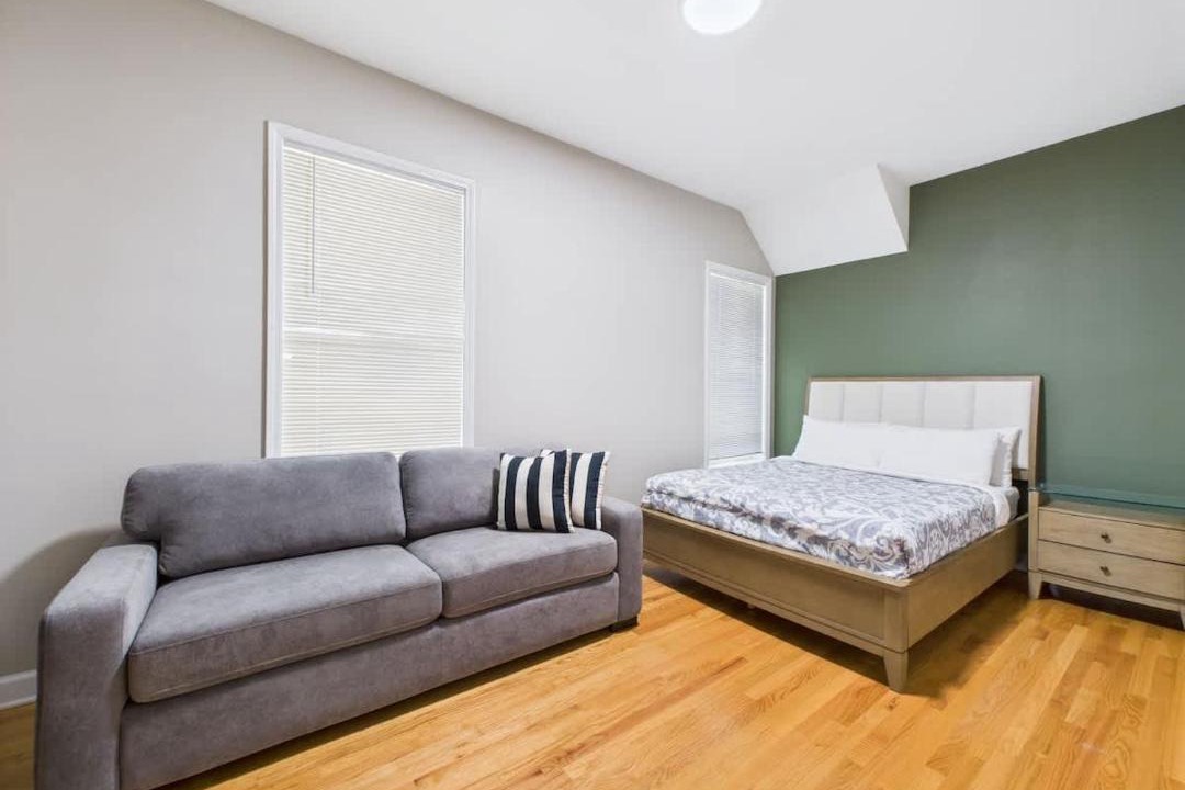 Photo of Bedroom in Wrigleyville