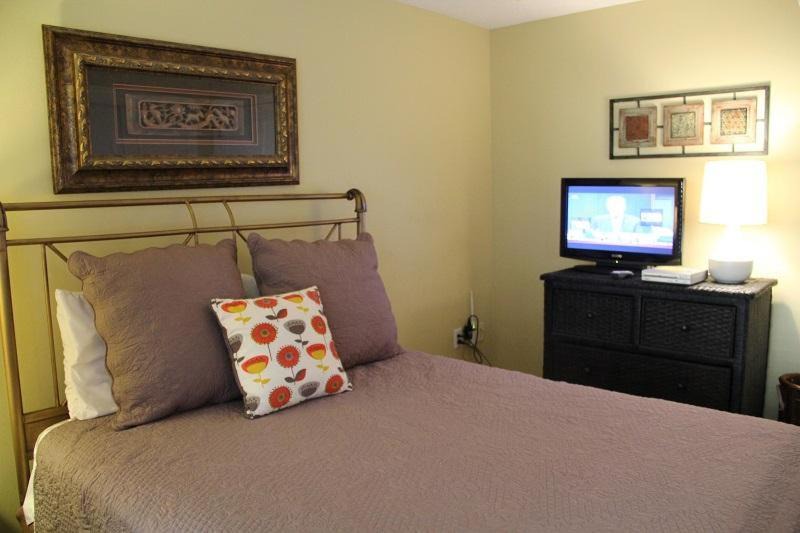 Photo of Bedroom in Orange Beach