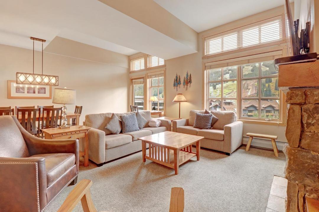 Photo of Livingroom in Copper Mountain Village