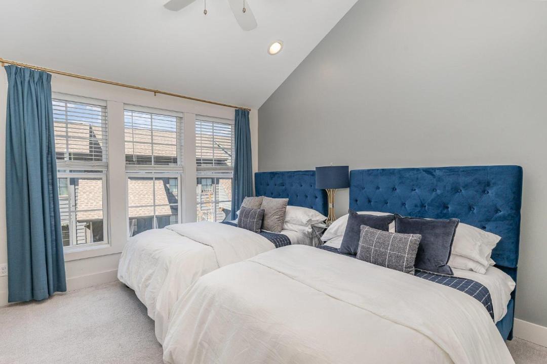 Photo of Bedroom in Historic Waverly