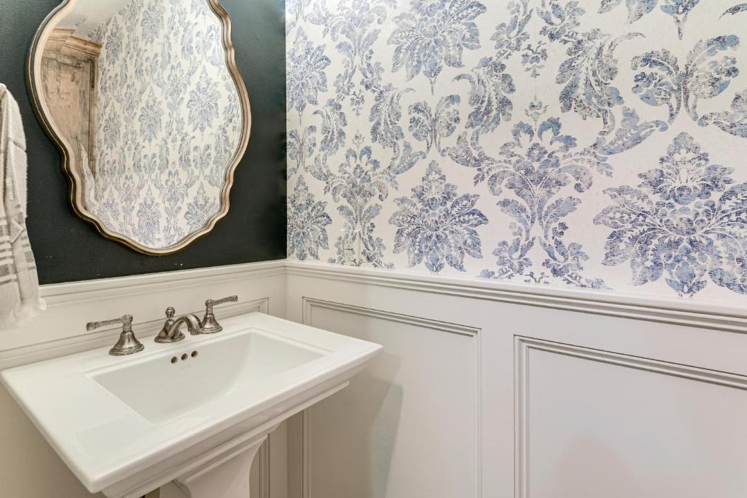 Photo of Bathroom in College Park