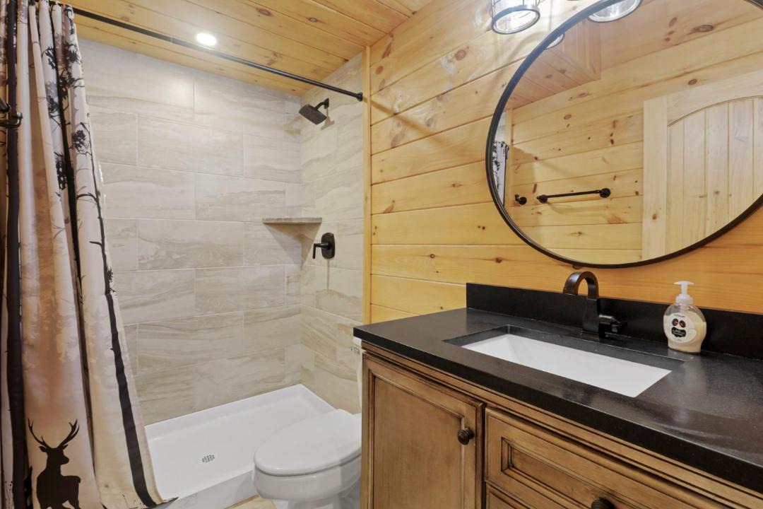 Photo of Bathroom in Logan