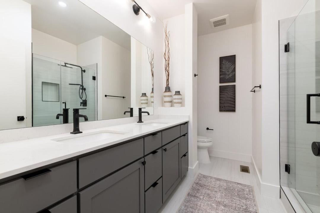 Photo of Bathroom in Grand Junction