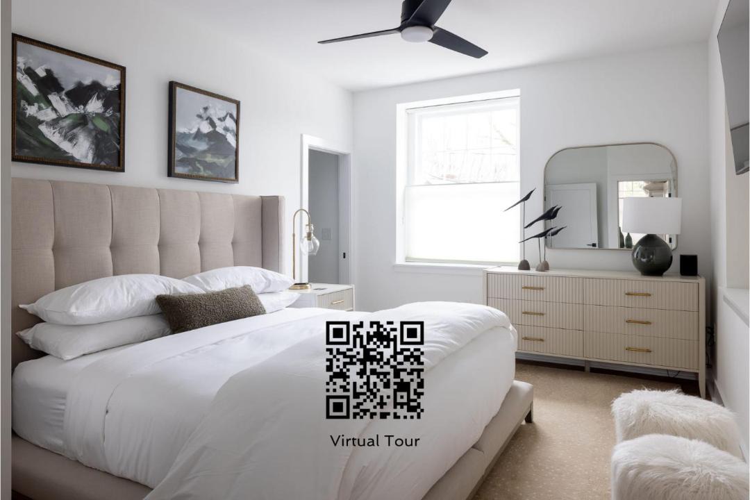 Photo of Bedroom in Wesley Heights