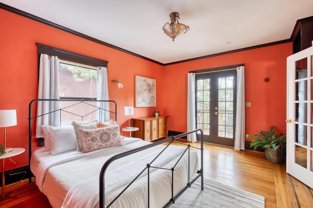 Photo of Bedroom in Alphabet Historic District