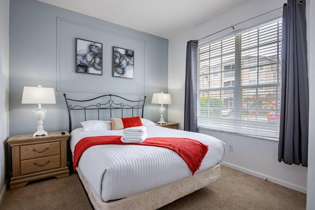 Photo of Bedroom in Windsor Palms