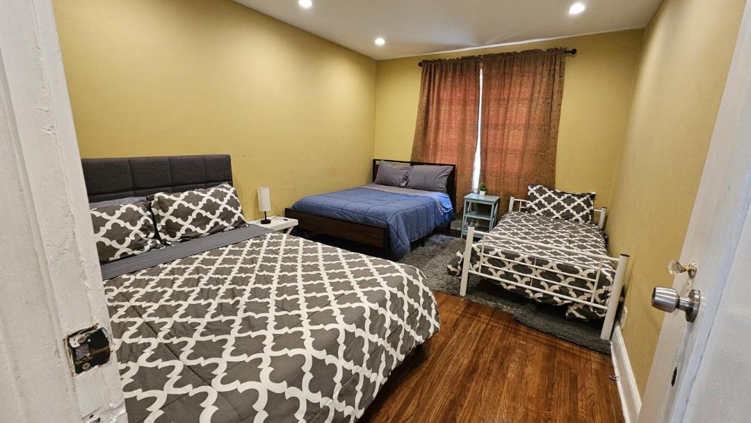 Photo of Bedroom in West Hollywood