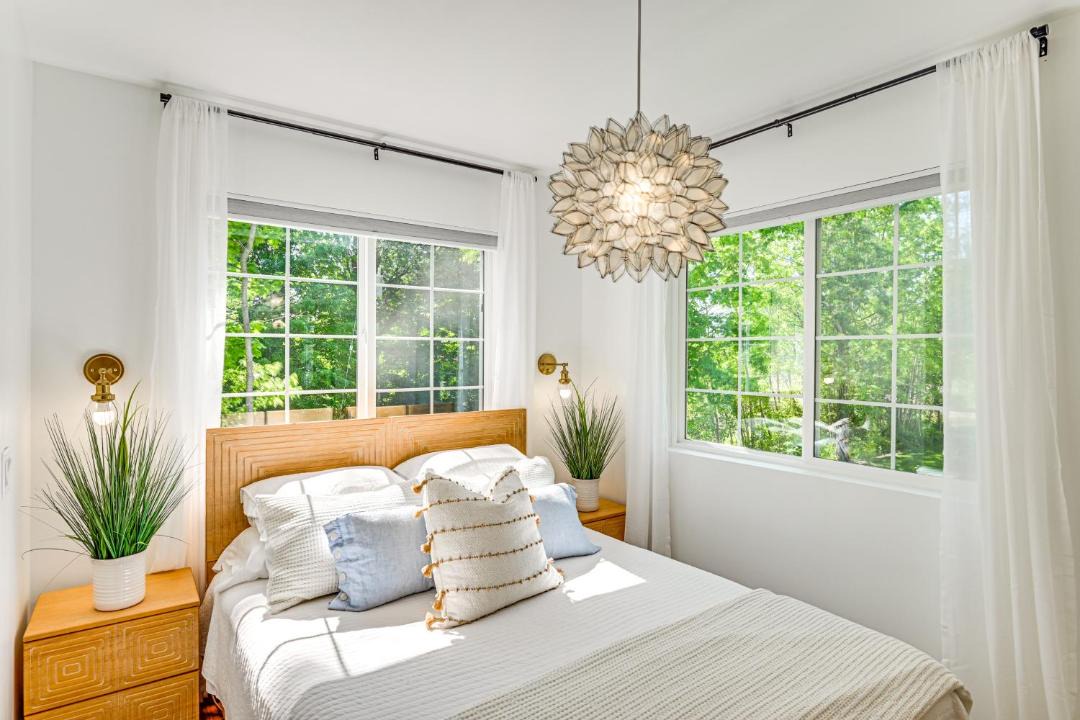 Photo of Bedroom in Miami Park