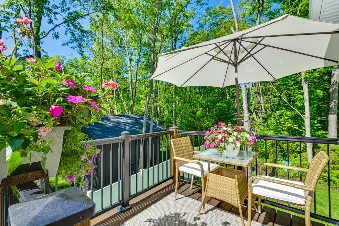 Photo of Patio Balcony in Miami Park