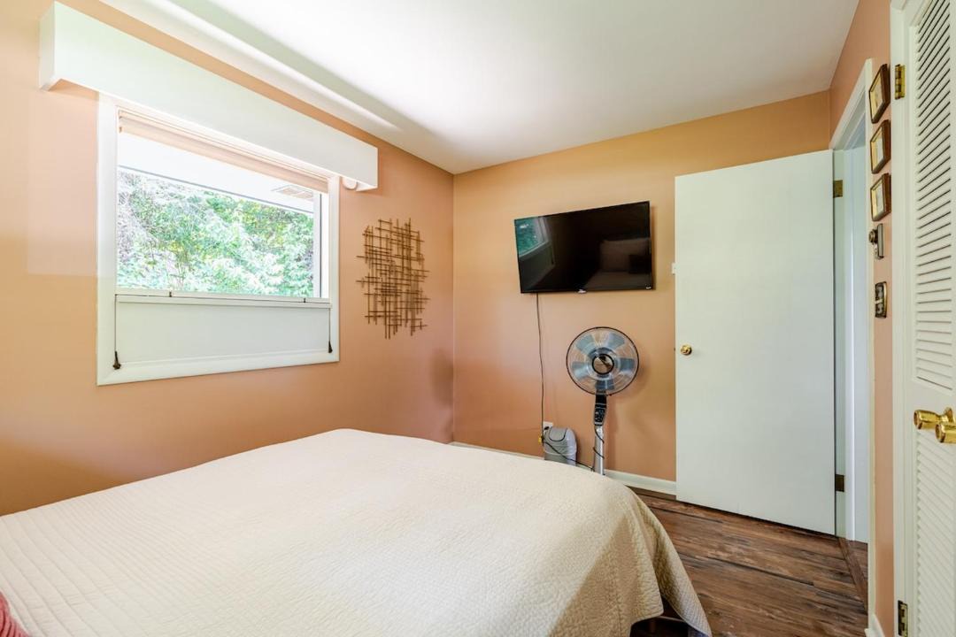 Photo of Bedroom in Riverside
