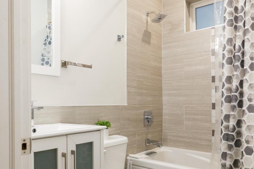 Photo of Bathroom in North Philadelphia East