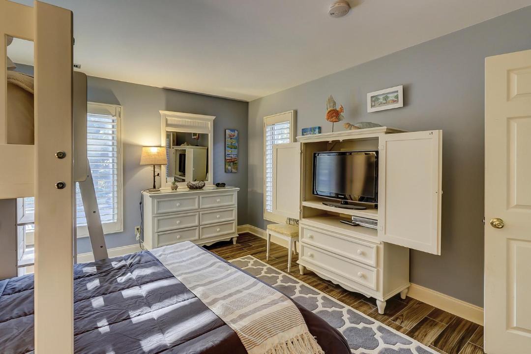 Photo of Bedroom in Beach Lagoon