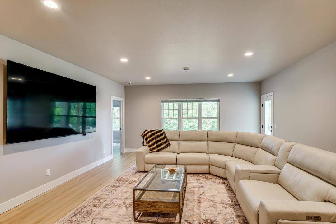 Photo of Livingroom in Elkhart Lake