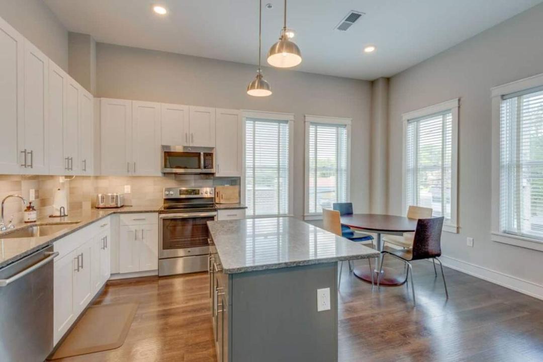 Photo of Kitchen in 12 South