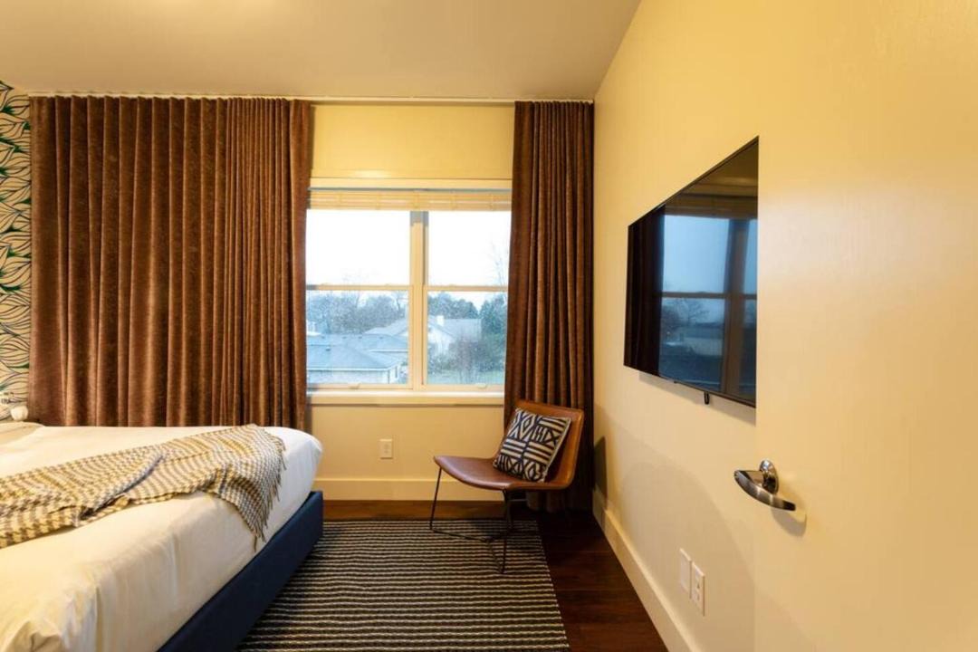 Photo of Bedroom in 12 South