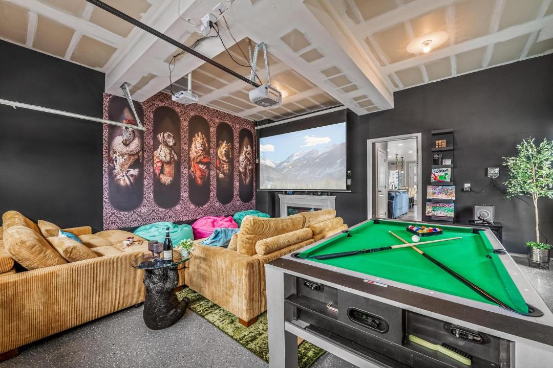 Photo of Livingroom in Dupont